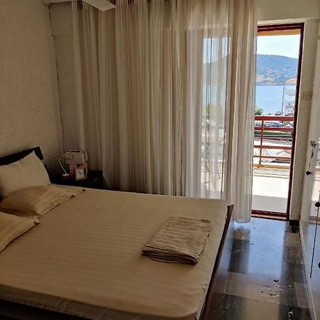 Seaview Apartment Pórto Ráfti Extérieur photo